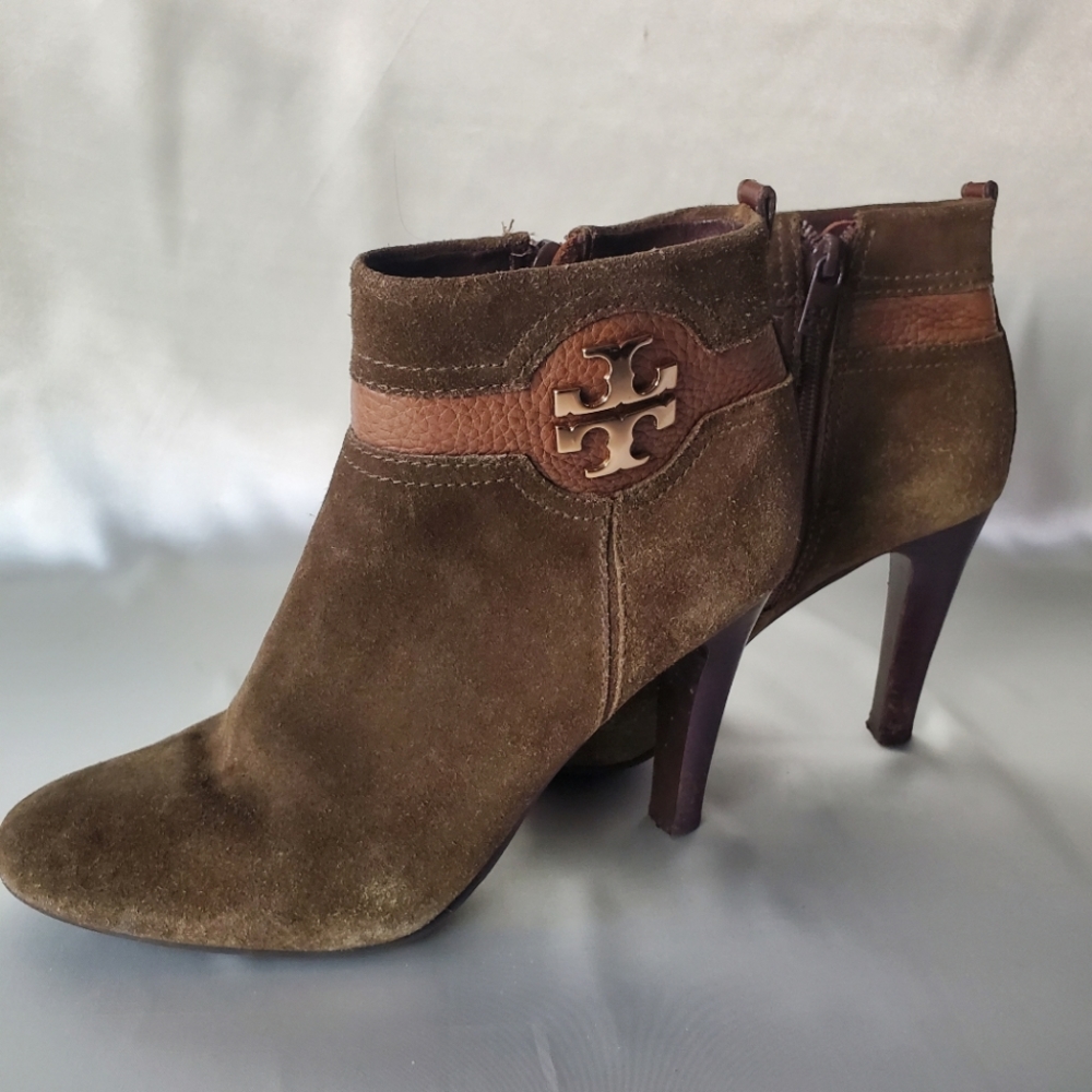 Tory Burch Olive Suede Booties Sz 8.5